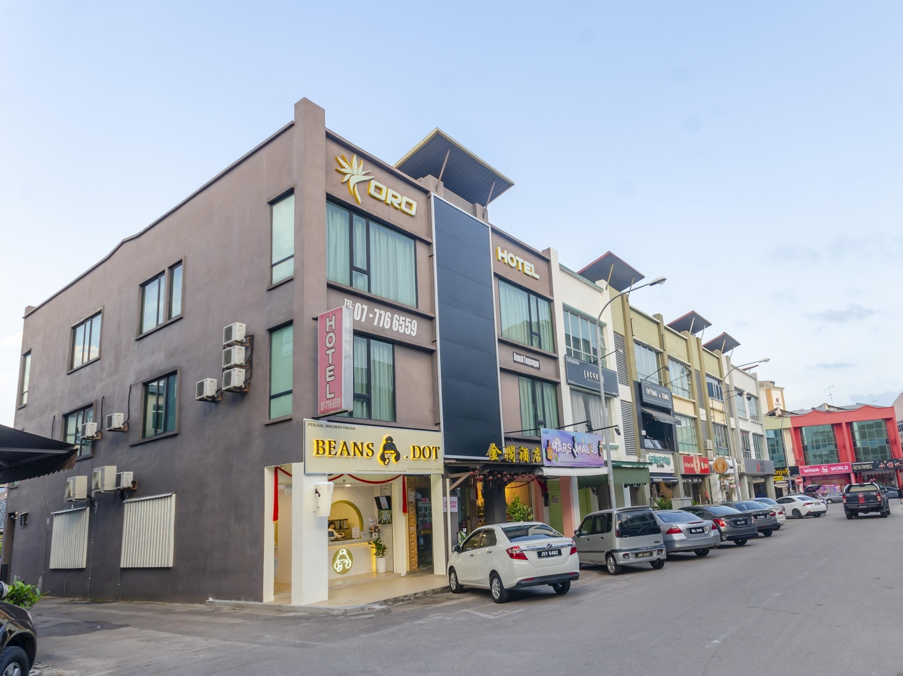 Hotel Super Oyo 1214 Oro